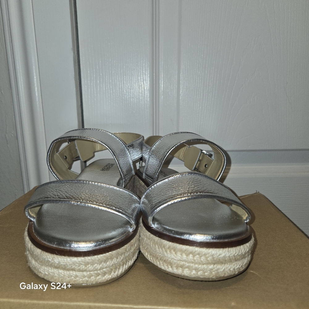 Michael Kors Sandals - Picture 7 of 9